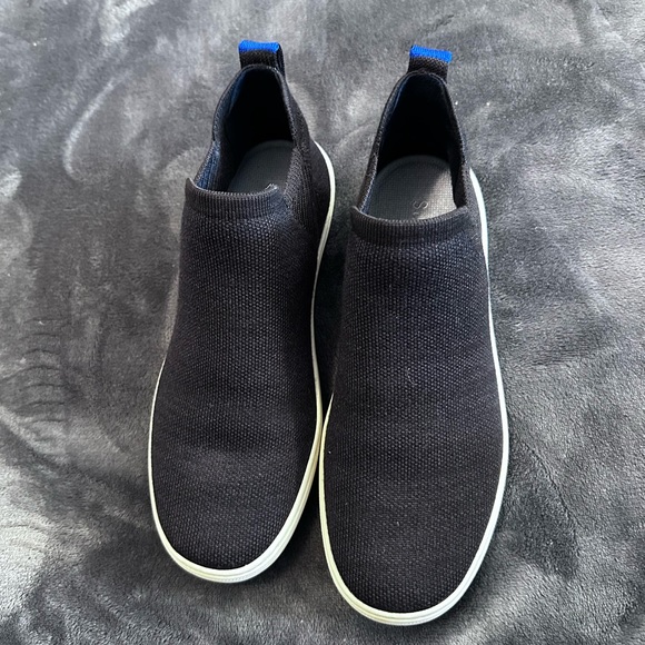 Women’s Rothy Shoes - Picture 2 of 4